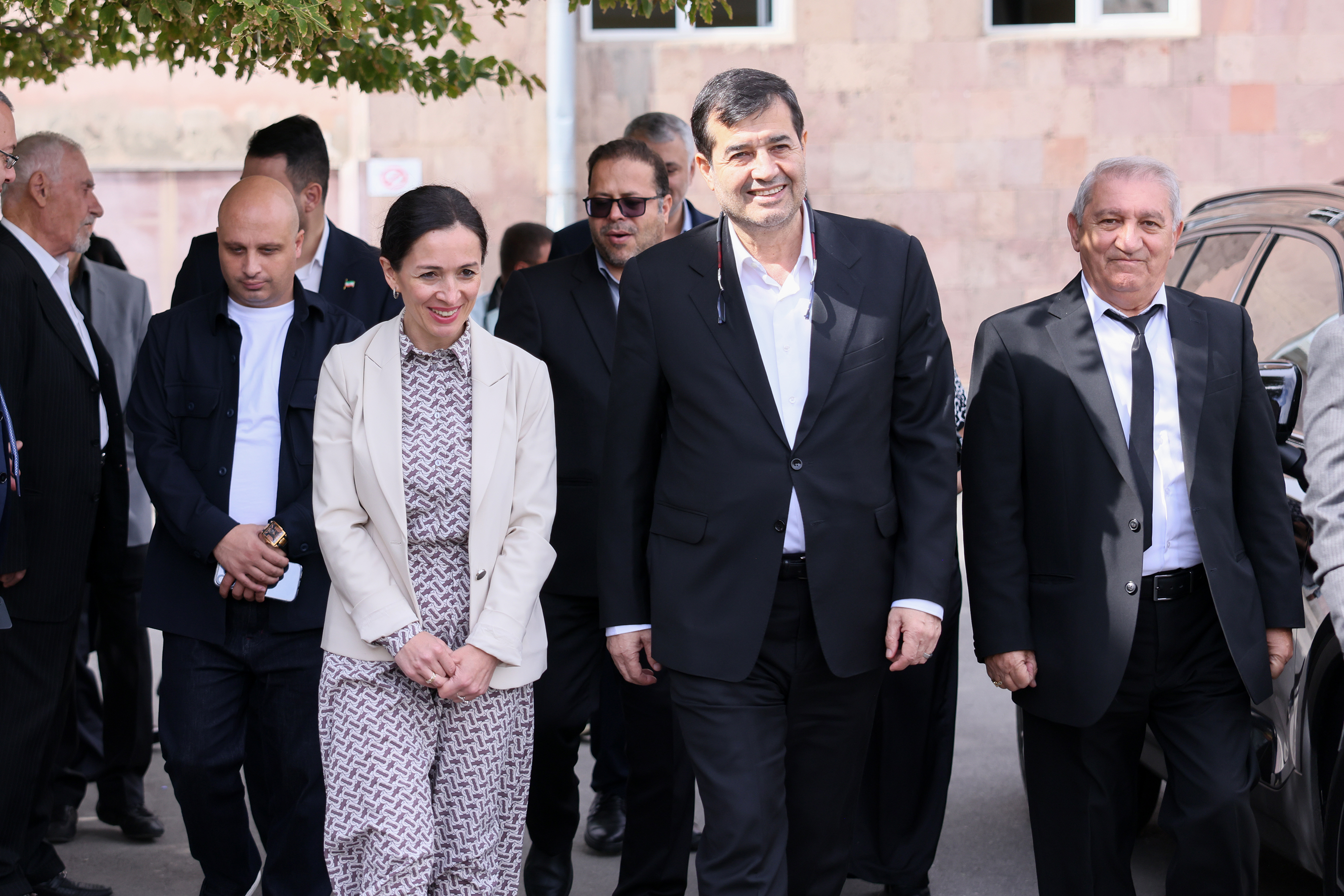 Ժաննա Անդրեասյանը և Ահմադ Դոնիամալին այցելել են Օլիմպիական հերթափոխի մարզական քոլեջ