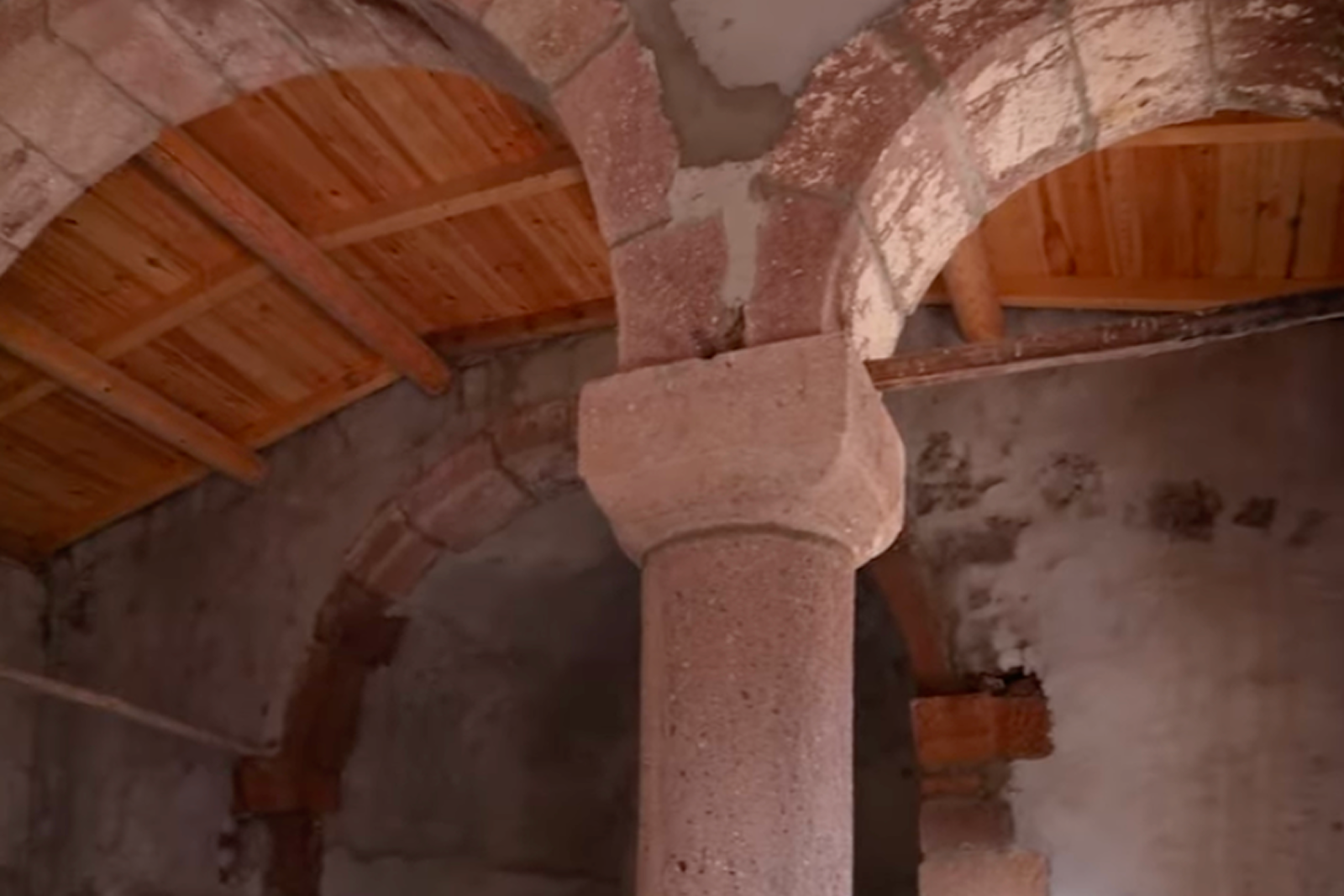 Տավուշի մարզի Կիրանց գյուղի 19-րդ դարի Սբ. Երրորդություն եկեղեցին վերականգնվում է