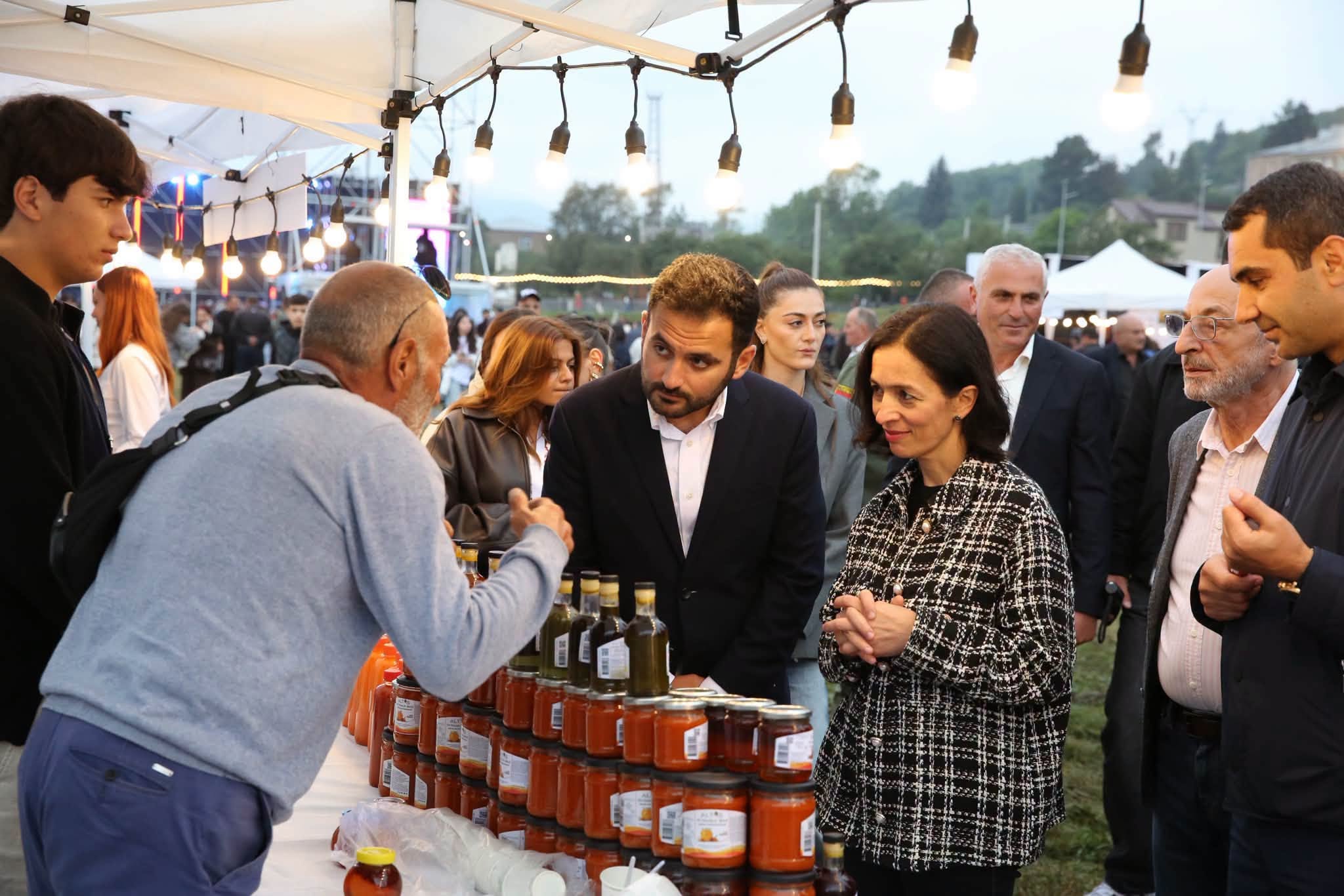 Ճամբարակում կայացել է «Ֆեստիվառ» երաժշտական-զբոսաշրջային փառատոնը