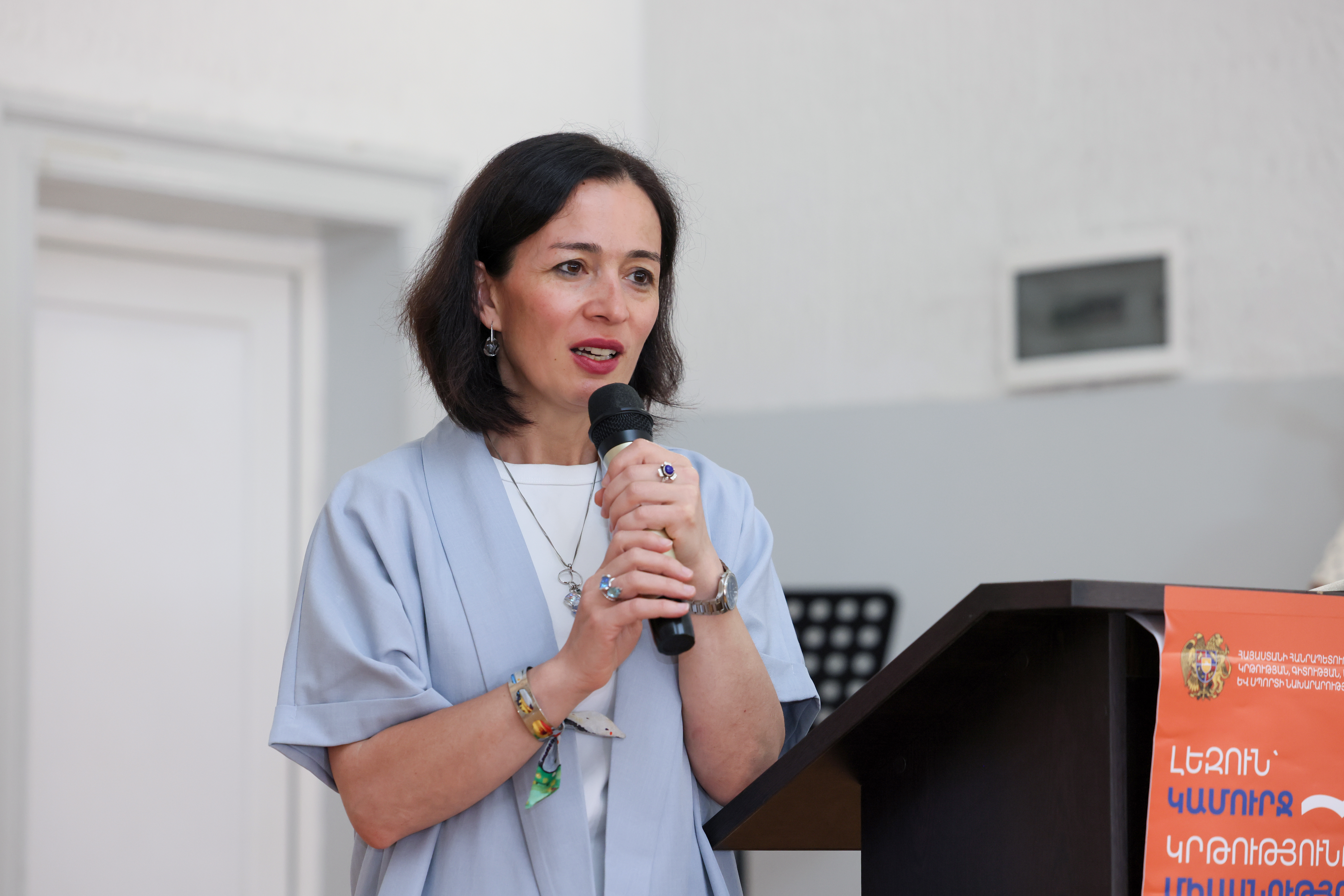 Ժաննա Անդրեասյան